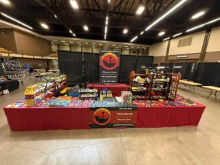 This weekend is the hubcitycomiccon!  Come out to the lbkciviccenter, see some celebs, buy some fun stuff and best of all see us!

.
.
.

#royalpythonsofinstagram #royalpythonsofig #royalpythons #royalpythonmorphs #royalpythonbreeder #royalpython #desertsedgeexotics #ballpythonbreeder #reptilesofinstagram #ballpythonmorph #ballpythonofinstagram #ballpython #ballpythonmorphs #reptilebreeder #ballpythonsofinstagram #reptilekeeper #ballpythonbreeding #reptiles #snakesofinstagram #lubbock #Lubbock #Texas #lubbocktexas #LubbockTexas #hub #city #hubcity